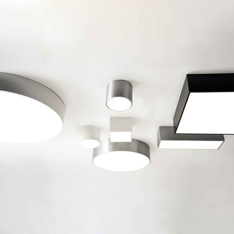 https://objectstorage.ap-seoul-1.oraclecloud.com/n/cnk6gaix2gpw/b/loqoqo-conv/o/ai-lati-lights/zafferano-mine-rectangular-led-wall-and-ceiling-lamp/78609.jpg