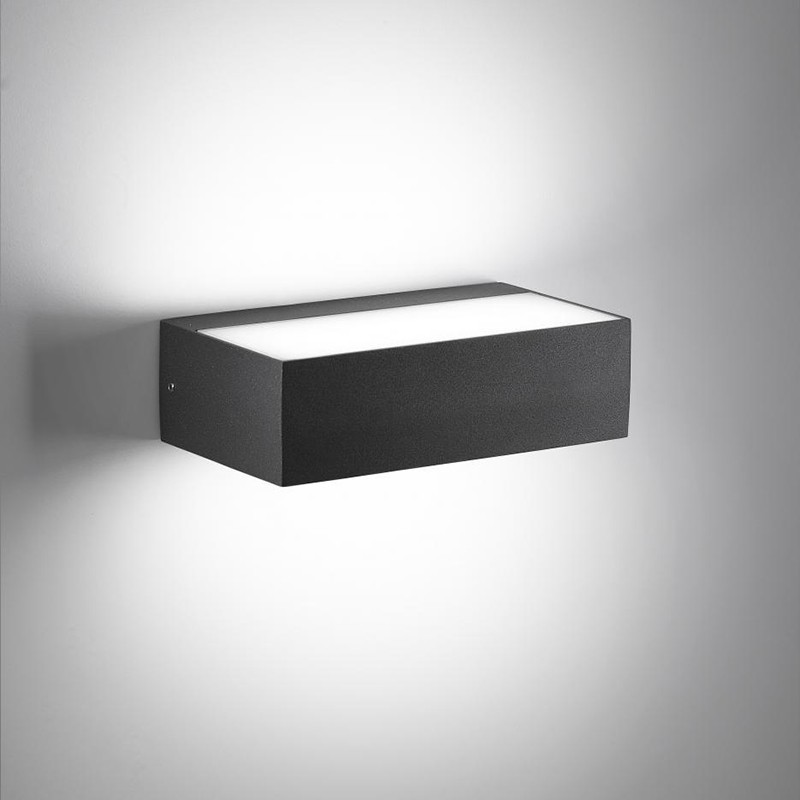 https://objectstorage.ap-seoul-1.oraclecloud.com/n/cnk6gaix2gpw/b/loqoqo-conv/o/ai-lati-lights/zafferano-sottosopra-led-wall-lamp-double-emission/14247.jpg