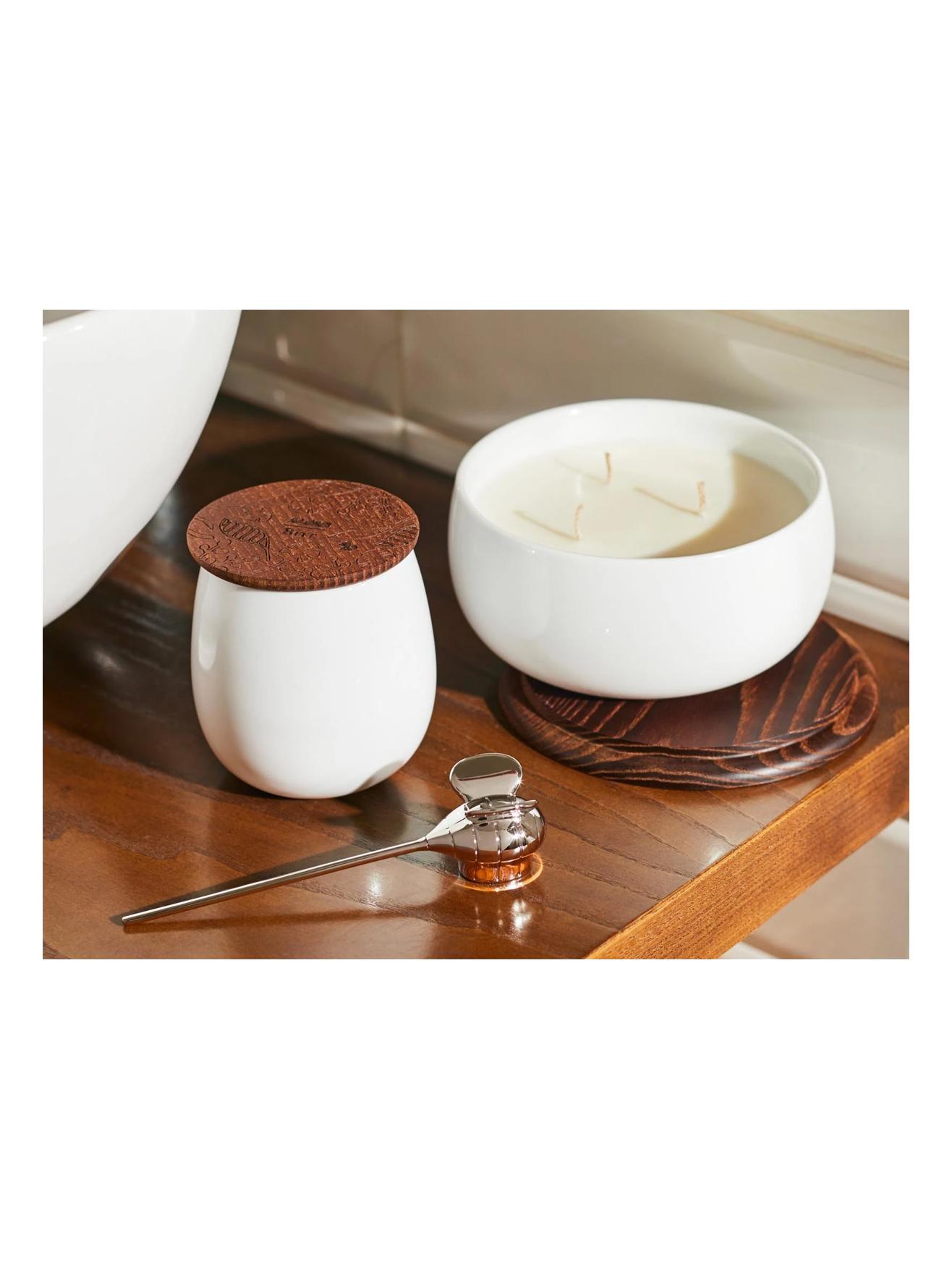 https://objectstorage.ap-seoul-1.oraclecloud.com/n/cnk6gaix2gpw/b/loqoqo-conv/o/alessi/ahhh-scented-candle/candela_alessi.jpg