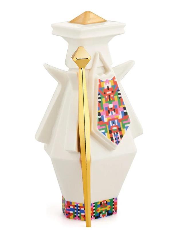https://objectstorage.ap-seoul-1.oraclecloud.com/n/cnk6gaix2gpw/b/loqoqo-conv/o/alessi/holyhedrics-joseph-figurine-in-porcelain/holyhedrics-joseph-alessi.jpg