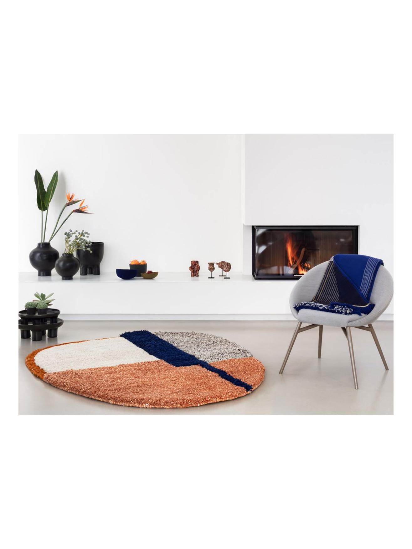 https://objectstorage.ap-seoul-1.oraclecloud.com/n/cnk6gaix2gpw/b/loqoqo-conv/o/ames/nudo-large-rug-blue-orange-ochre/nudo-rug.jpg