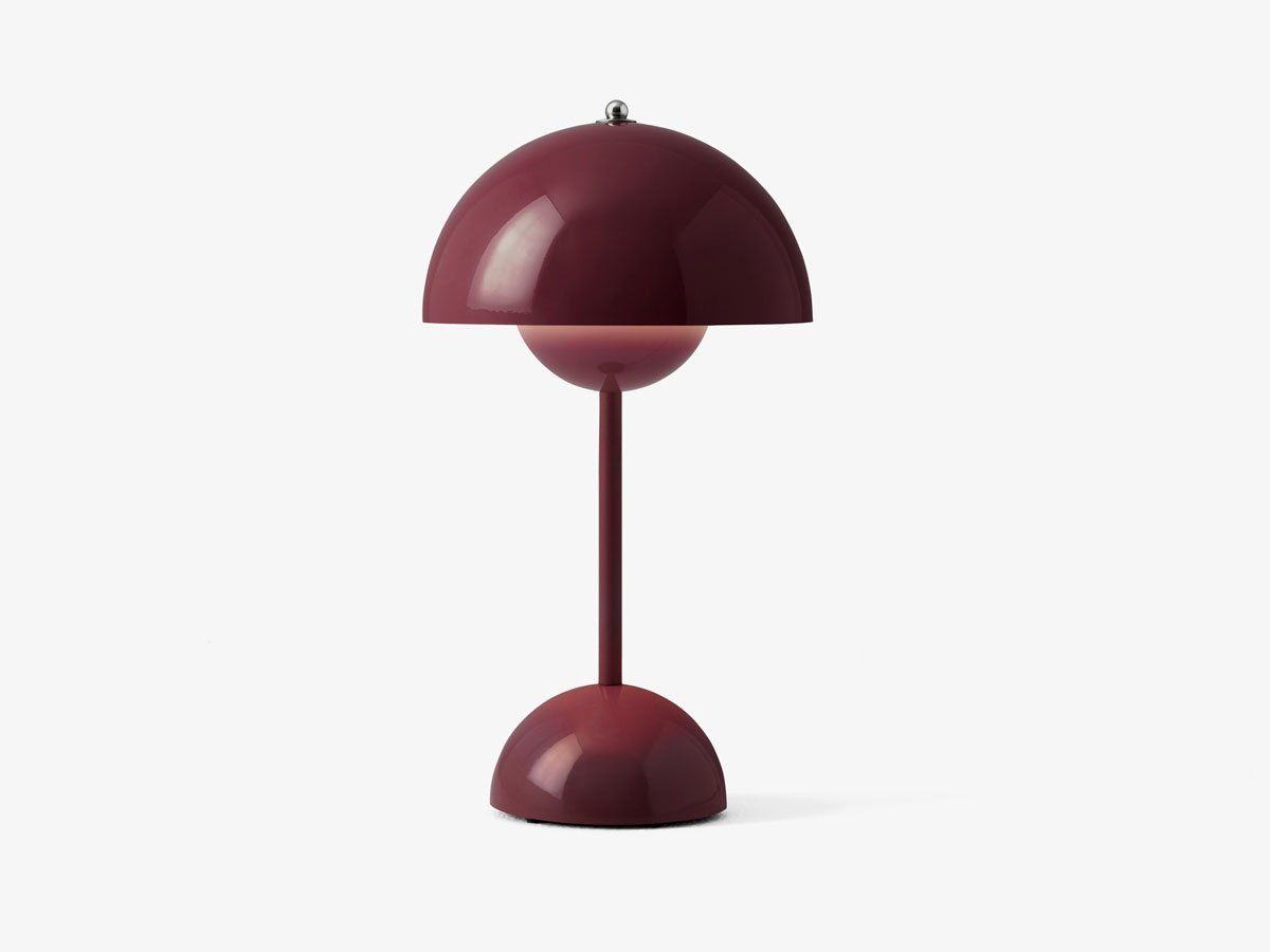 https://objectstorage.ap-seoul-1.oraclecloud.com/n/cnk6gaix2gpw/b/loqoqo-conv/o/and-tradition/flowerpot-vp-9-portable-table-lamp/vp9darkplum.jpg