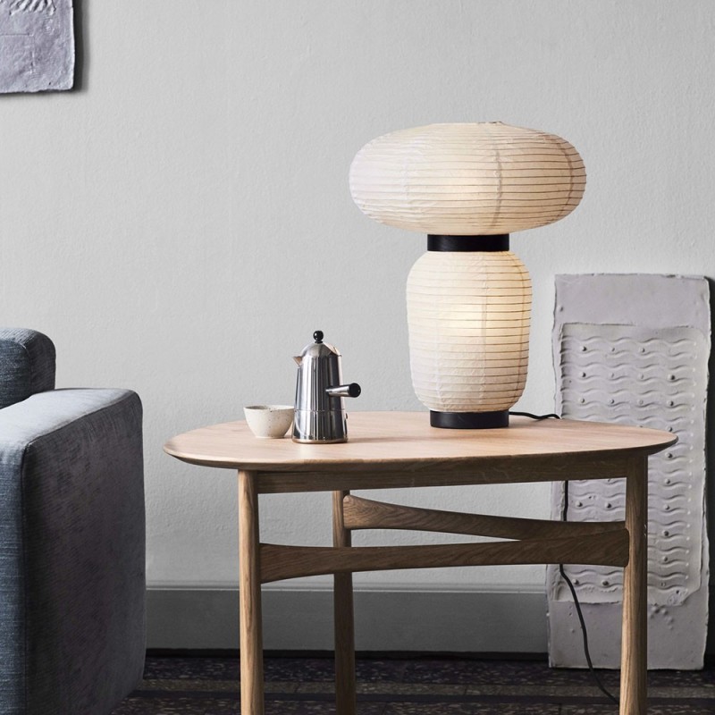 https://objectstorage.ap-seoul-1.oraclecloud.com/n/cnk6gaix2gpw/b/loqoqo-conv/o/and-tradition/formakami-jh-18-table-lamp-in-rice-paper/53784.jpg