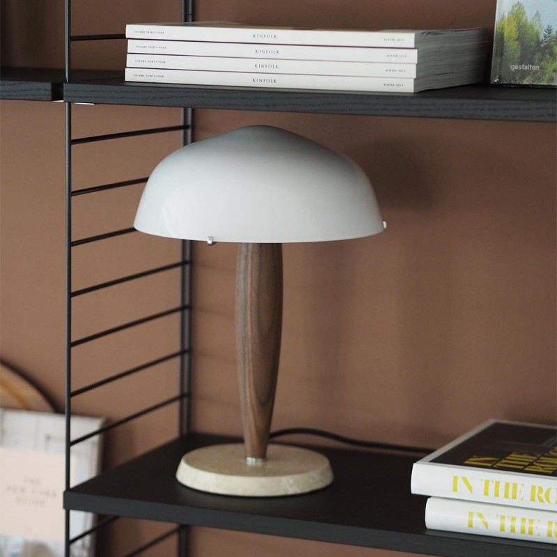 https://objectstorage.ap-seoul-1.oraclecloud.com/n/cnk6gaix2gpw/b/loqoqo-conv/o/and-tradition/herman-shy-3-table-lamp/93040.jpg