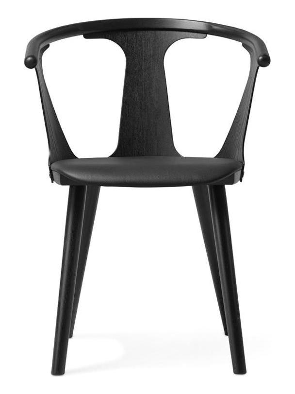 https://objectstorage.ap-seoul-1.oraclecloud.com/n/cnk6gaix2gpw/b/loqoqo-conv/o/and-tradition/in-between-chair-sk-2-upholstered-seat/in-between-sk2-chair-black-lacquered-oak-black-silk-leather-and-tradition.jpg