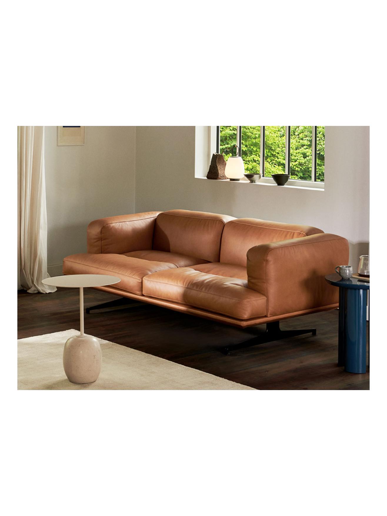 https://objectstorage.ap-seoul-1.oraclecloud.com/n/cnk6gaix2gpw/b/loqoqo-conv/o/and-tradition/in-land-av-22-2-seater-sofa/InlandAV22TraditionNobleCognacLeather5.jpg