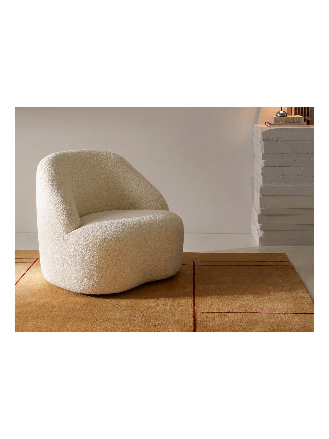https://objectstorage.ap-seoul-1.oraclecloud.com/n/cnk6gaix2gpw/b/loqoqo-conv/o/and-tradition/margas-lc-2-swivel-armchair/MargasLC2traditionambkarakorum.jpg