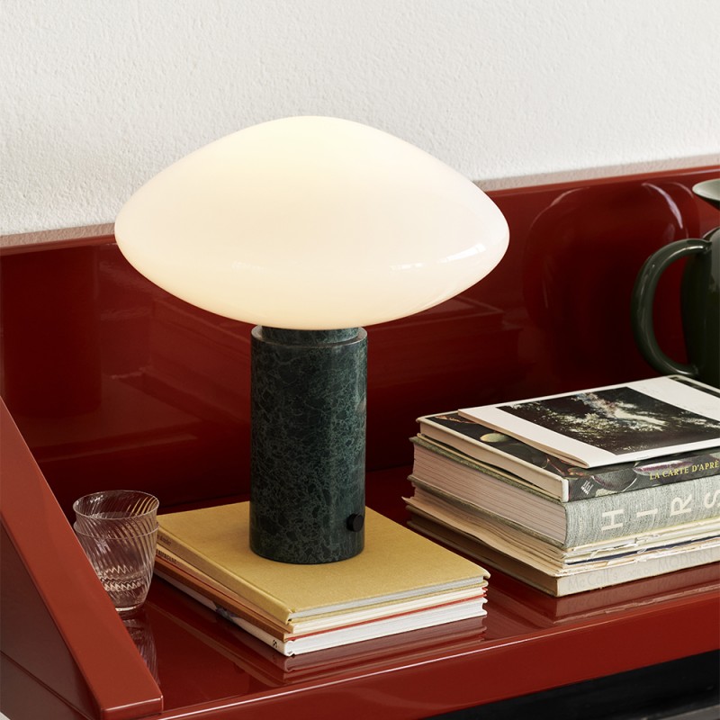https://objectstorage.ap-seoul-1.oraclecloud.com/n/cnk6gaix2gpw/b/loqoqo-conv/o/and-tradition/mist-table-lamp/122383.jpg