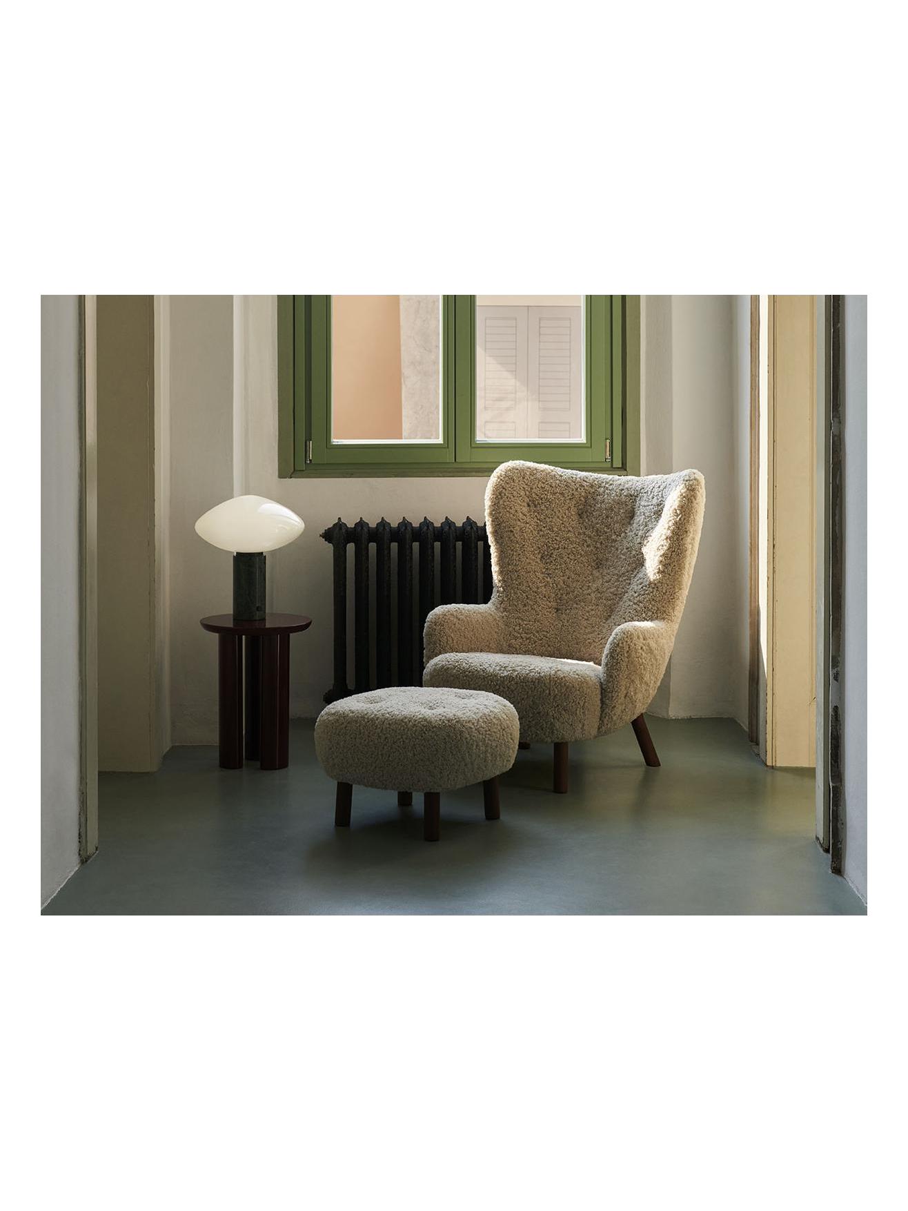 https://objectstorage.ap-seoul-1.oraclecloud.com/n/cnk6gaix2gpw/b/loqoqo-conv/o/and-tradition/petra-armchair/petra-armchair-tradition-walnut2-.jpg