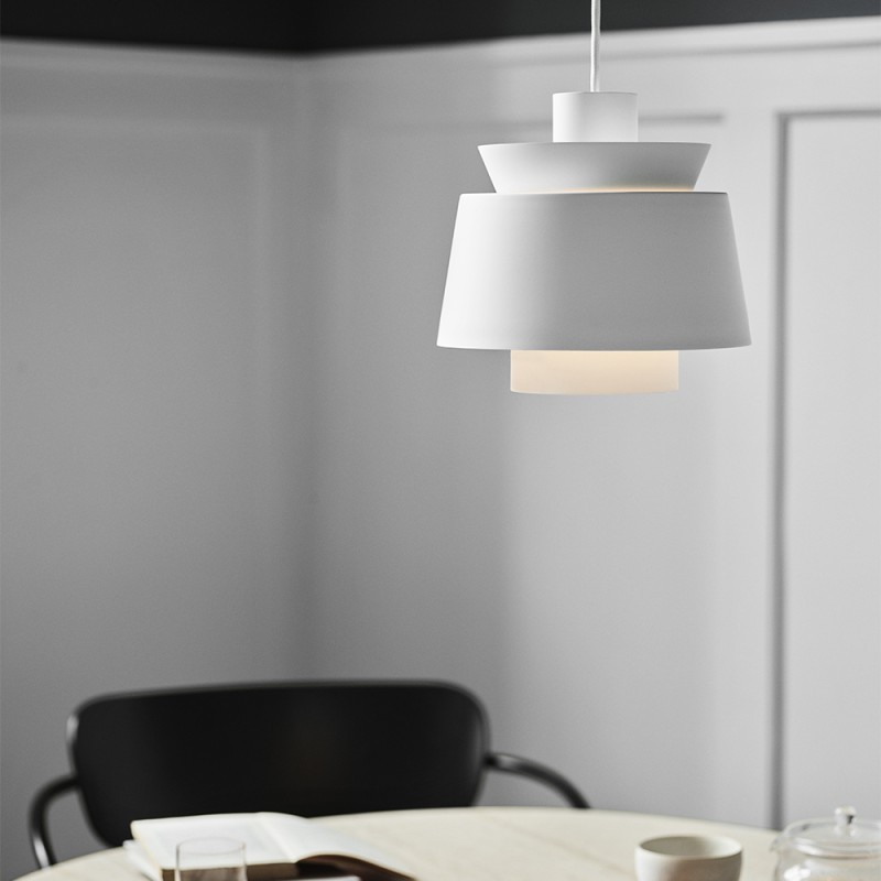 https://objectstorage.ap-seoul-1.oraclecloud.com/n/cnk6gaix2gpw/b/loqoqo-conv/o/and-tradition/utzon-ju-1-suspension-lamp-for-indoor/93181.jpg