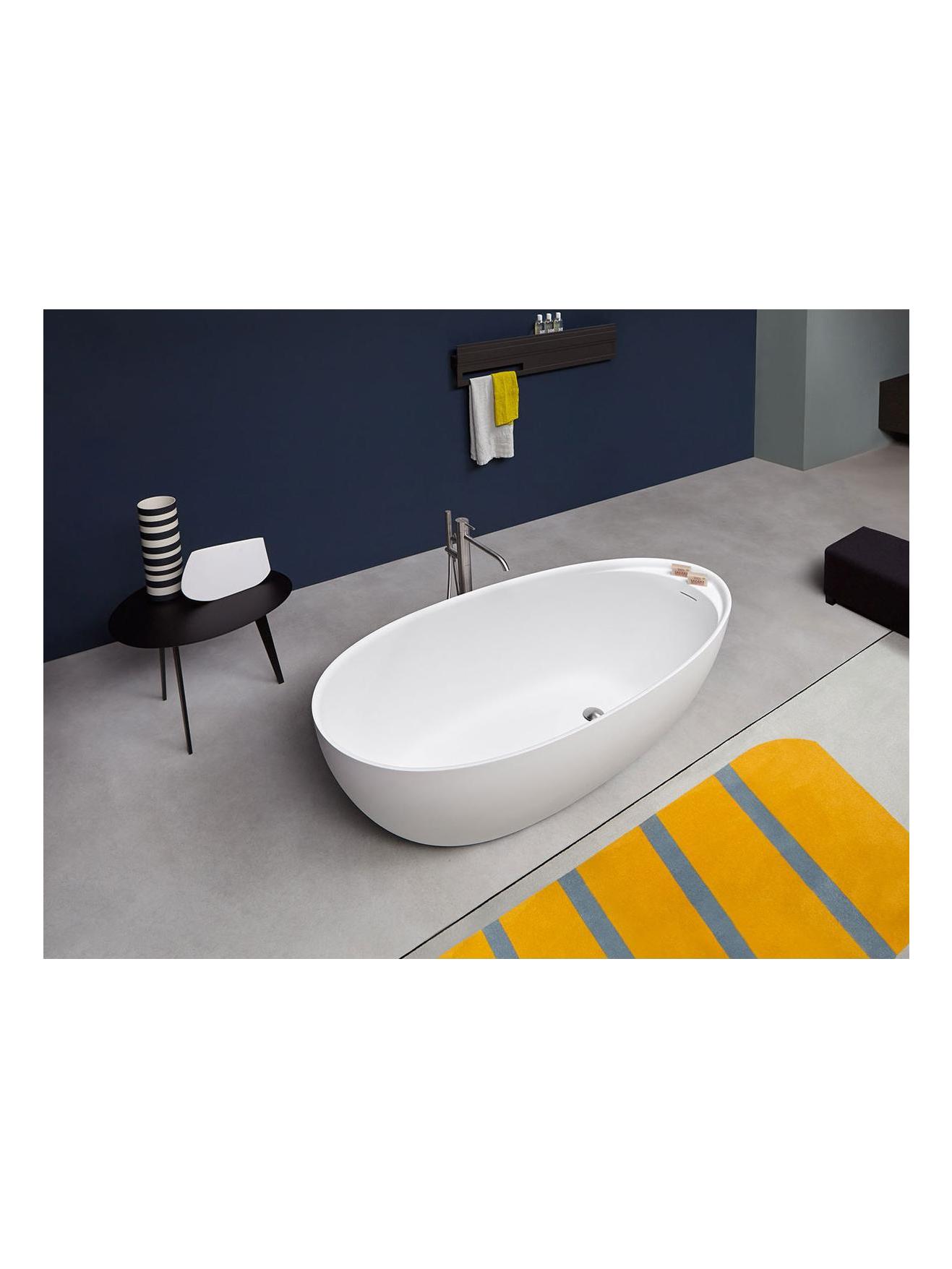 Eclipse Small Bathtub