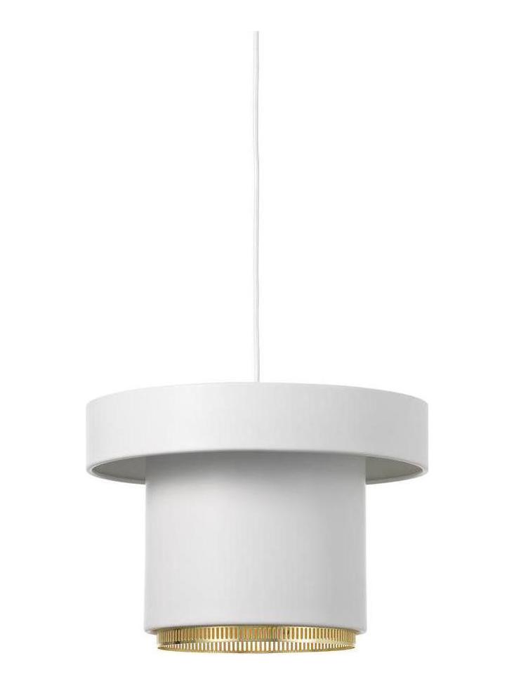 https://objectstorage.ap-seoul-1.oraclecloud.com/n/cnk6gaix2gpw/b/loqoqo-conv/o/artek/pendant-lamp-a201/e639151b-4e72-46ab-8760-7278e8dc0b8b.jpg
