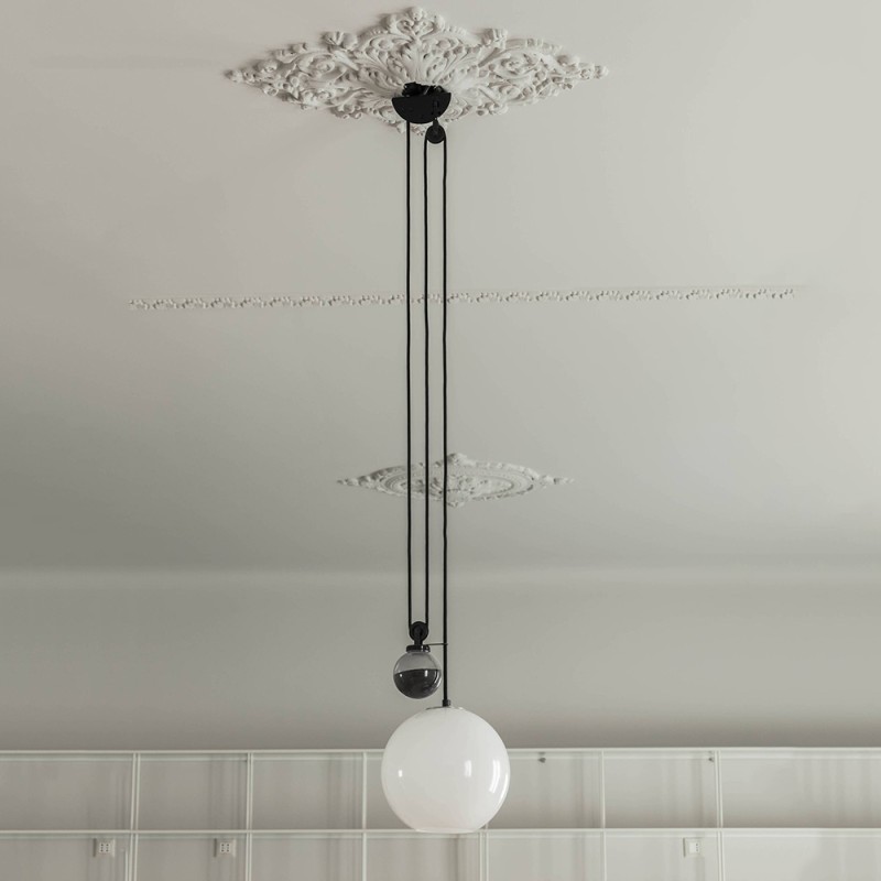 https://objectstorage.ap-seoul-1.oraclecloud.com/n/cnk6gaix2gpw/b/loqoqo-conv/o/artemide/aggregato-saliscendi-suspension-lamp-small-sphere/103279.jpg
