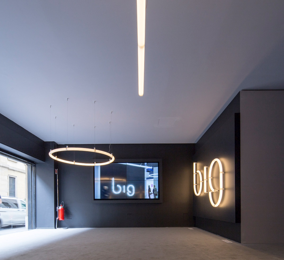 https://objectstorage.ap-seoul-1.oraclecloud.com/n/cnk6gaix2gpw/b/loqoqo-conv/o/artemide/alphabet-of-light-circular-suspension-lamp/alphabet-of-light-artemide-big-bjarke-ingels-group-contest-_1.jpg