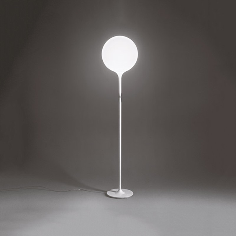 https://objectstorage.ap-seoul-1.oraclecloud.com/n/cnk6gaix2gpw/b/loqoqo-conv/o/artemide/castore-floor-lamp/92567.jpg