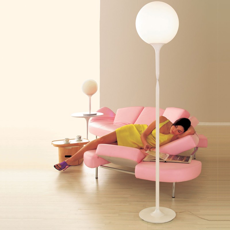 https://objectstorage.ap-seoul-1.oraclecloud.com/n/cnk6gaix2gpw/b/loqoqo-conv/o/artemide/castore-floor-lamp/92572.jpg