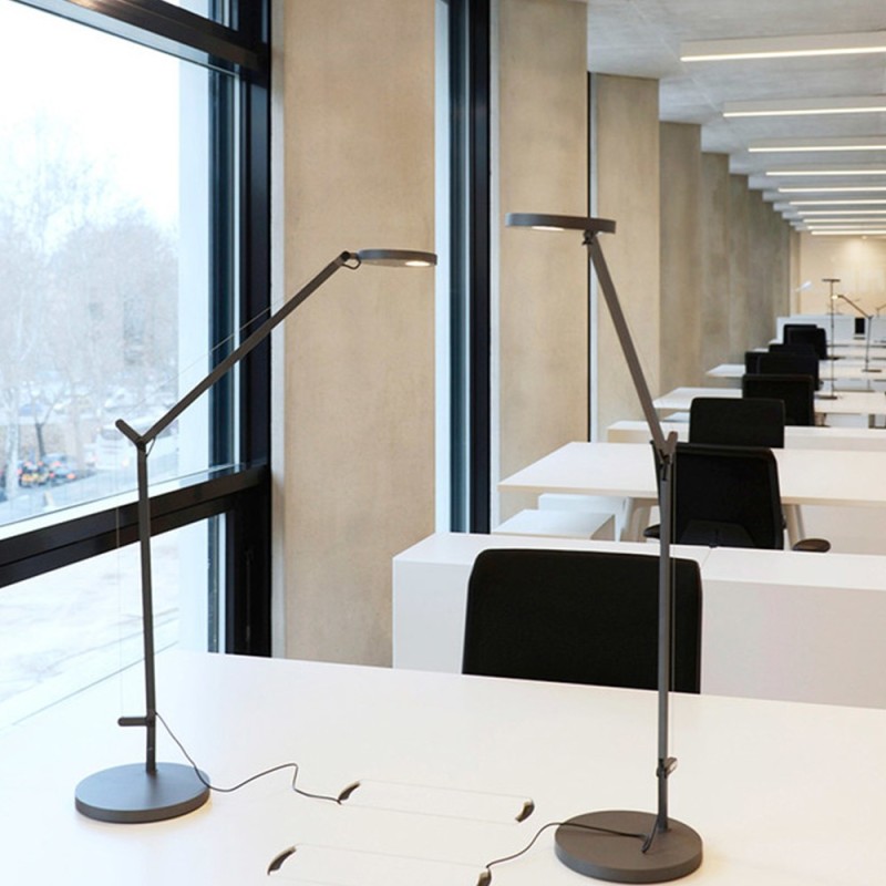 https://objectstorage.ap-seoul-1.oraclecloud.com/n/cnk6gaix2gpw/b/loqoqo-conv/o/artemide/demetra-led-table-lamp-anthracite-grey/62210.jpg
