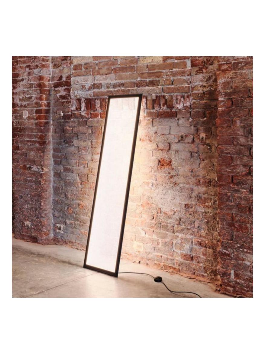 https://objectstorage.ap-seoul-1.oraclecloud.com/n/cnk6gaix2gpw/b/loqoqo-conv/o/artemide/discovery-floor-rgbw-led-floor-lamp/162596.jpg