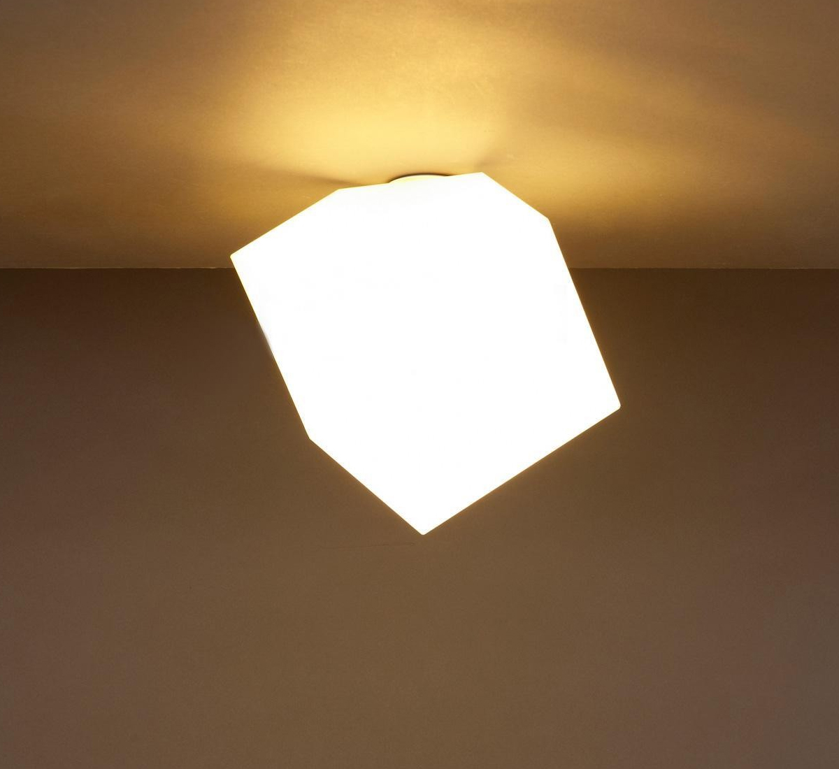 https://objectstorage.ap-seoul-1.oraclecloud.com/n/cnk6gaix2gpw/b/loqoqo-conv/o/artemide/edge-ceiling-wall-lamp/edge-parete-artemide.jpg
