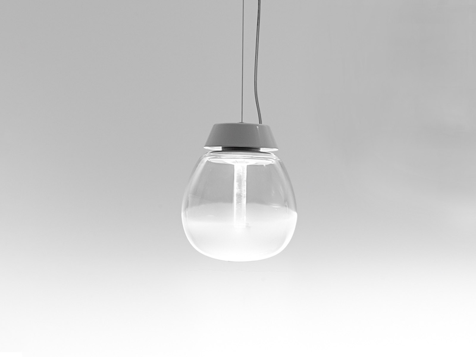 https://objectstorage.ap-seoul-1.oraclecloud.com/n/cnk6gaix2gpw/b/loqoqo-conv/o/artemide/empatia-suspension-lamp/empatia_suspension_lamp_0002_livello_1_1.jpg