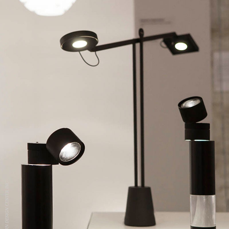https://objectstorage.ap-seoul-1.oraclecloud.com/n/cnk6gaix2gpw/b/loqoqo-conv/o/artemide/equilibrist-table-lamp/25728.jpg