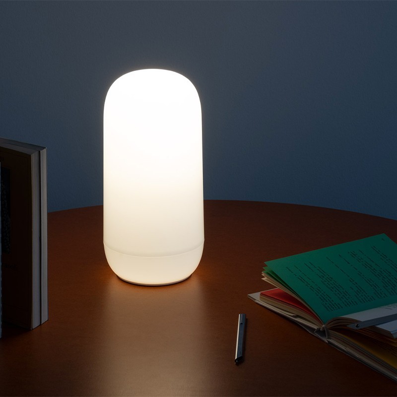 https://objectstorage.ap-seoul-1.oraclecloud.com/n/cnk6gaix2gpw/b/loqoqo-conv/o/artemide/gople-portable-battery-table-lamp/28392.jpg