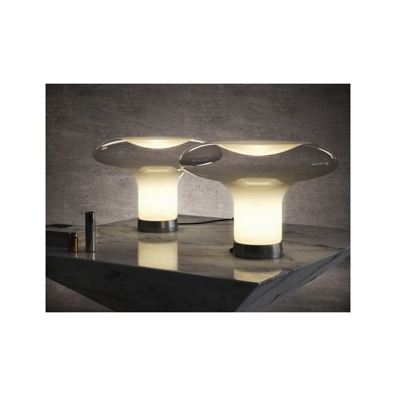 https://objectstorage.ap-seoul-1.oraclecloud.com/n/cnk6gaix2gpw/b/loqoqo-conv/o/artemide/lesbo-table-lamp-in-murano-glass/37732.jpg