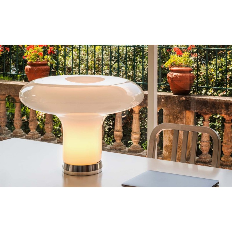 https://objectstorage.ap-seoul-1.oraclecloud.com/n/cnk6gaix2gpw/b/loqoqo-conv/o/artemide/lesbo-table-lamp-in-murano-glass/37735.jpg
