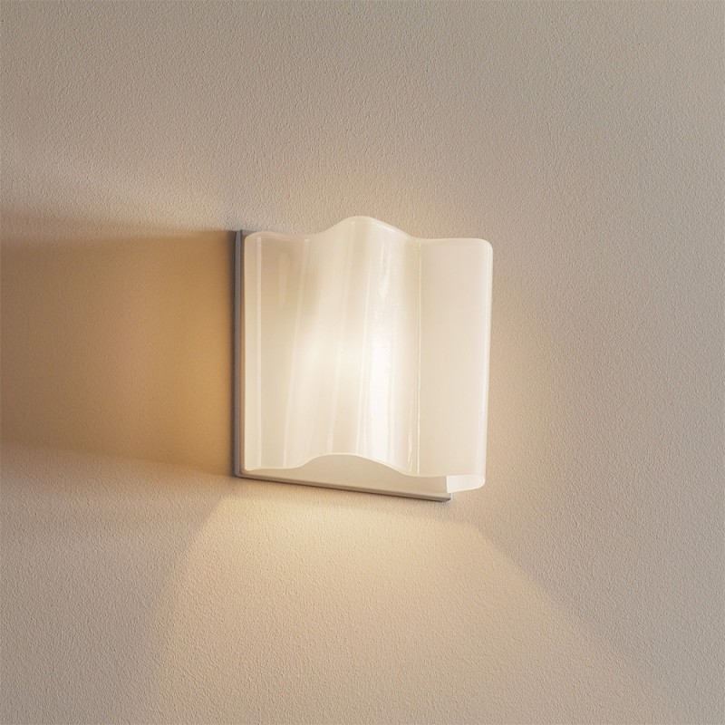 https://objectstorage.ap-seoul-1.oraclecloud.com/n/cnk6gaix2gpw/b/loqoqo-conv/o/artemide/logico-micro-wall-lamp/83338.jpg