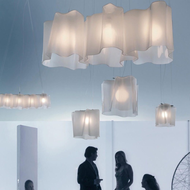 https://objectstorage.ap-seoul-1.oraclecloud.com/n/cnk6gaix2gpw/b/loqoqo-conv/o/artemide/logico-three-lights-chandelier/39237.jpg