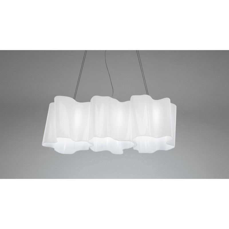 https://objectstorage.ap-seoul-1.oraclecloud.com/n/cnk6gaix2gpw/b/loqoqo-conv/o/artemide/logico-three-lights-chandelier/39253.jpg