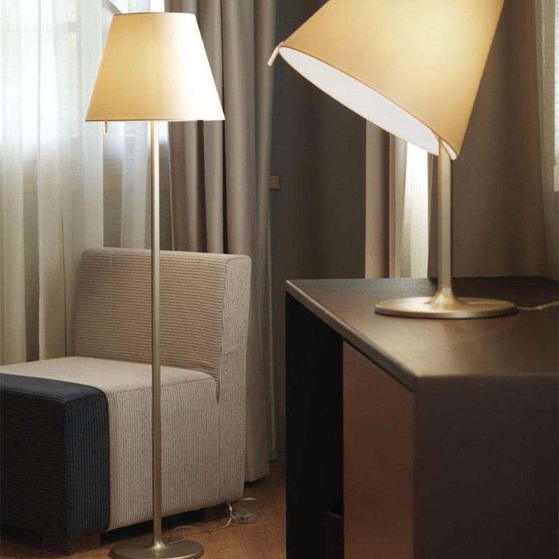 https://objectstorage.ap-seoul-1.oraclecloud.com/n/cnk6gaix2gpw/b/loqoqo-conv/o/artemide/melampo-tilting-floor-lamp/75637.jpg