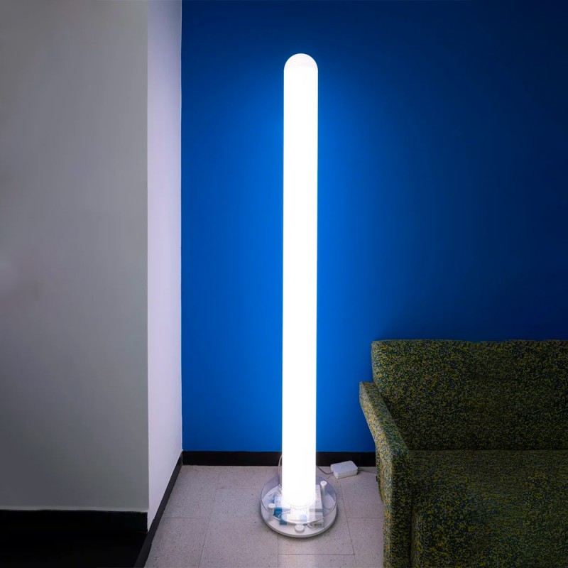 https://objectstorage.ap-seoul-1.oraclecloud.com/n/cnk6gaix2gpw/b/loqoqo-conv/o/artemide/metacolor-floor-lamp/117191.jpg