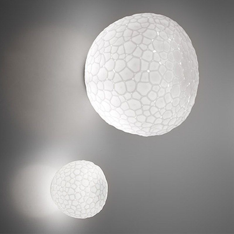 https://objectstorage.ap-seoul-1.oraclecloud.com/n/cnk6gaix2gpw/b/loqoqo-conv/o/artemide/meteorite-lamp-applique-wall-and-ceiling-led-dimmable/29100.jpg