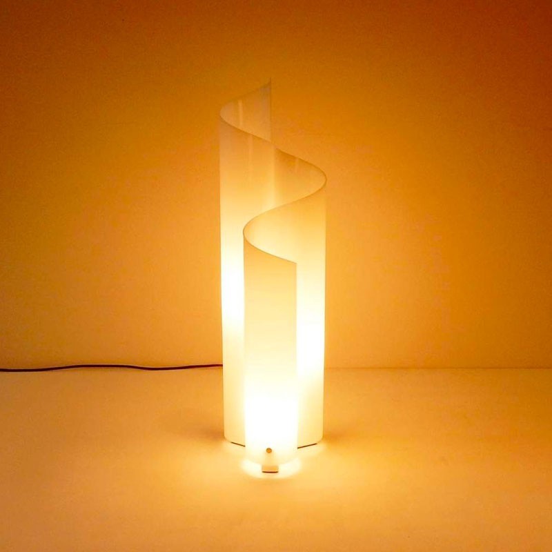 https://objectstorage.ap-seoul-1.oraclecloud.com/n/cnk6gaix2gpw/b/loqoqo-conv/o/artemide/mezzachimera-table-lamp/31377.jpg