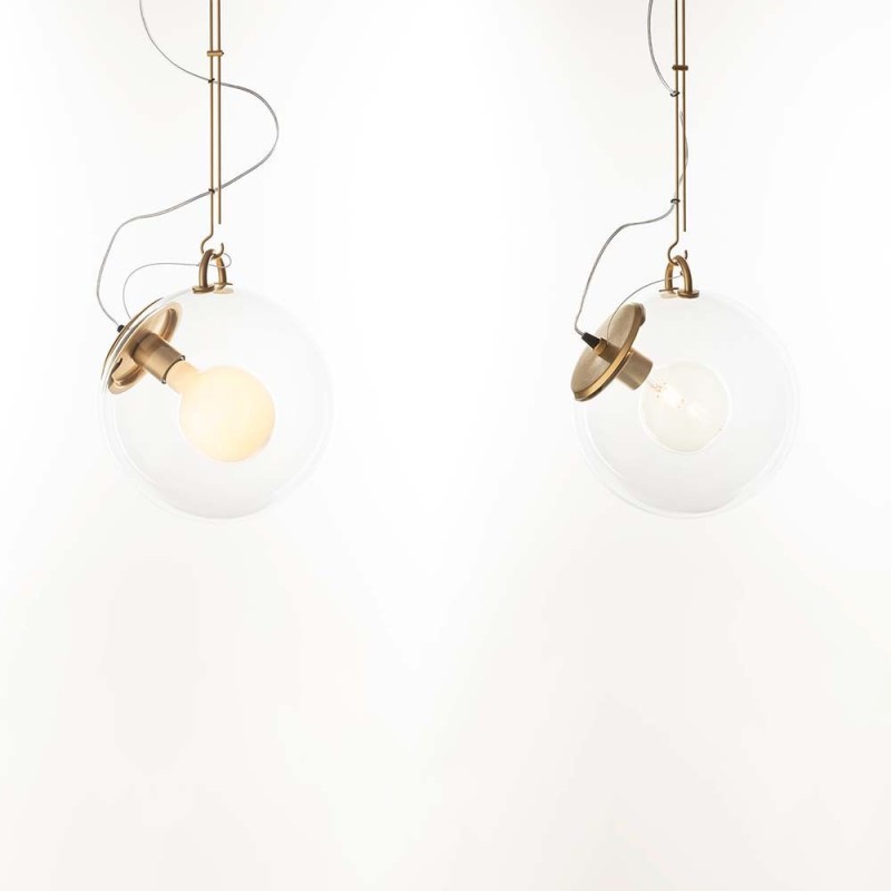 https://objectstorage.ap-seoul-1.oraclecloud.com/n/cnk6gaix2gpw/b/loqoqo-conv/o/artemide/miconos-dimmable-suspension-lamp-in-crystal/48997.jpg