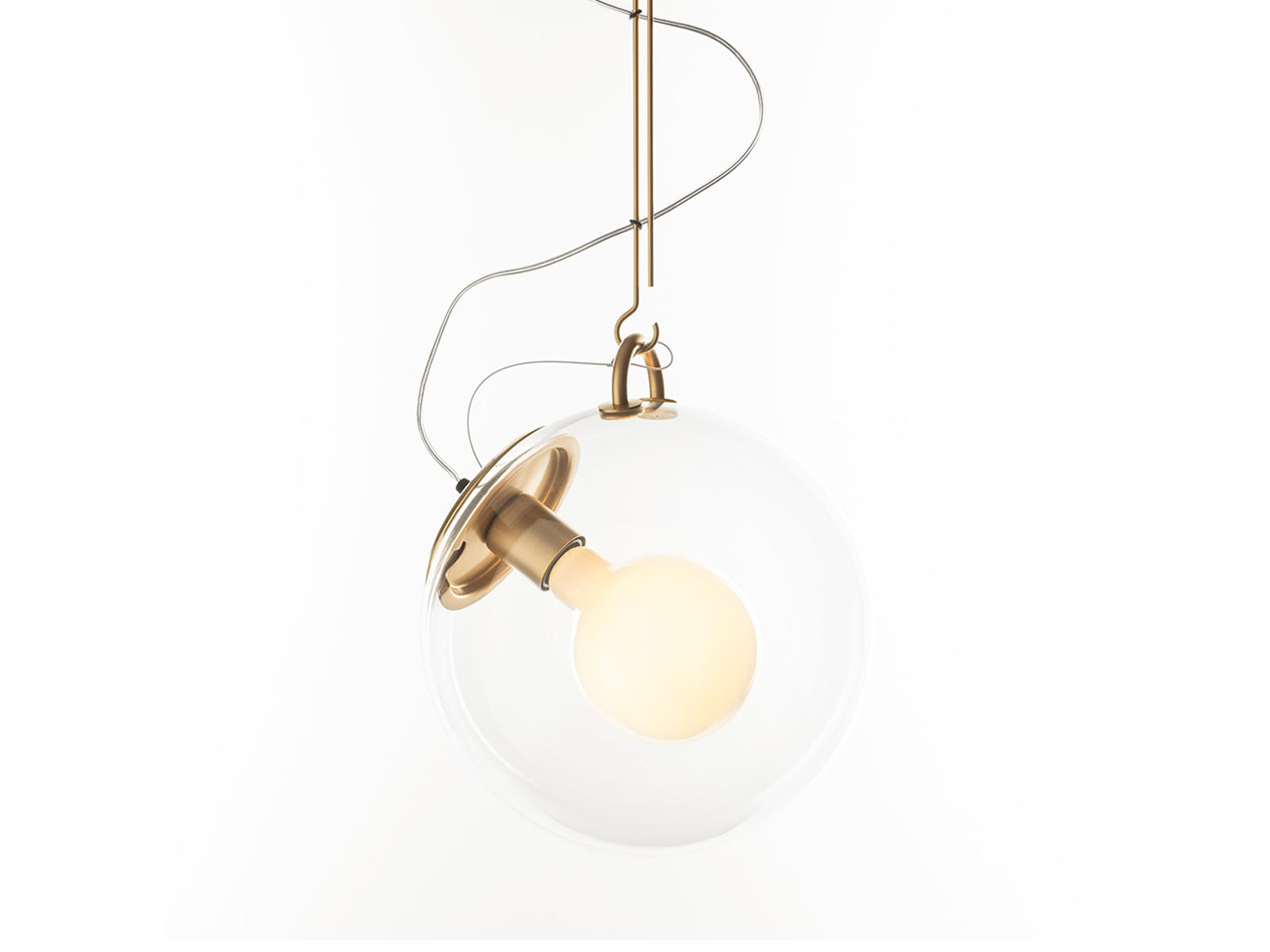 https://objectstorage.ap-seoul-1.oraclecloud.com/n/cnk6gaix2gpw/b/loqoqo-conv/o/artemide/miconos-suspension-lamp/miconos_suspension_lamp_0005_livello_3.jpg