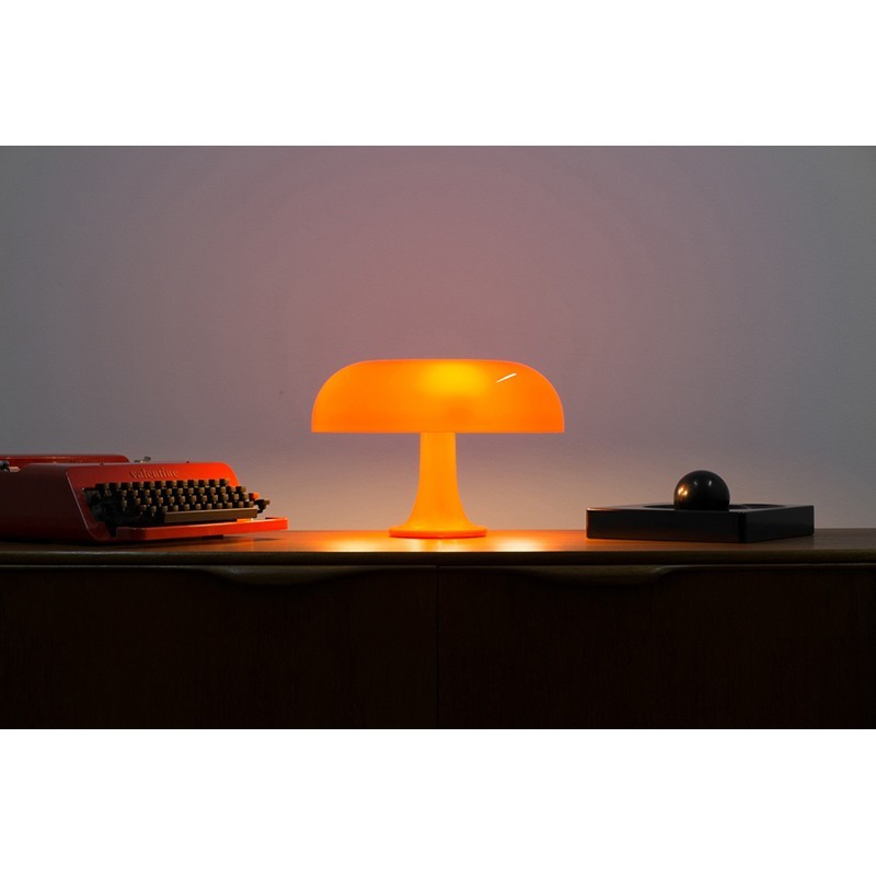 https://objectstorage.ap-seoul-1.oraclecloud.com/n/cnk6gaix2gpw/b/loqoqo-conv/o/artemide/nessino-table-lamp/15317.jpg