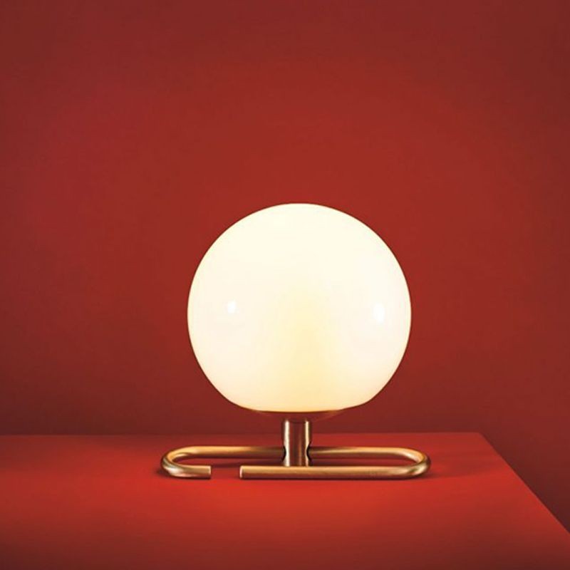 https://objectstorage.ap-seoul-1.oraclecloud.com/n/cnk6gaix2gpw/b/loqoqo-conv/o/artemide/nh-1217-neri-and-hu-table-lamp/15161.jpg