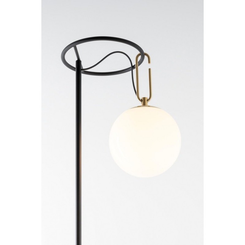 https://objectstorage.ap-seoul-1.oraclecloud.com/n/cnk6gaix2gpw/b/loqoqo-conv/o/artemide/nh-22-floor-lamp-with-glass-ball/35578.jpg