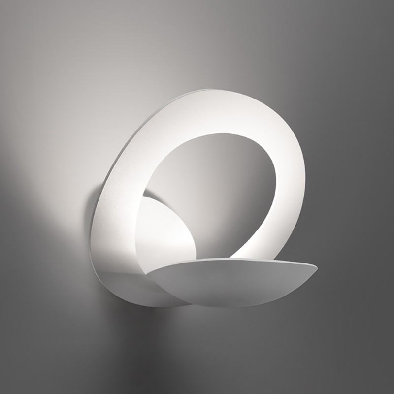 https://objectstorage.ap-seoul-1.oraclecloud.com/n/cnk6gaix2gpw/b/loqoqo-conv/o/artemide/pirce-wall-lamp/78659.jpg