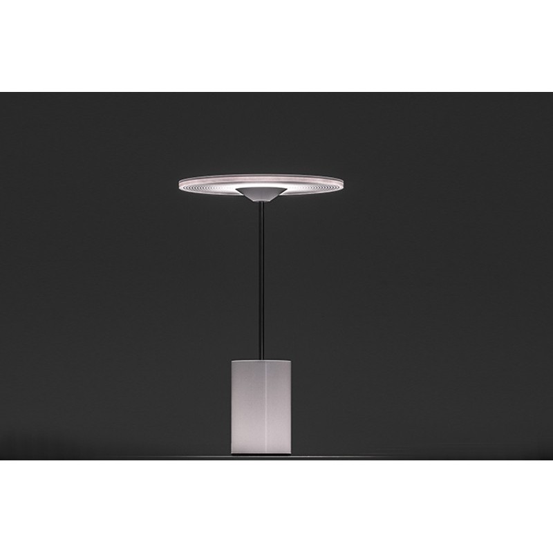 https://objectstorage.ap-seoul-1.oraclecloud.com/n/cnk6gaix2gpw/b/loqoqo-conv/o/artemide/sisifo-adjustable-dimmable-led-table-lamp/33738.jpg