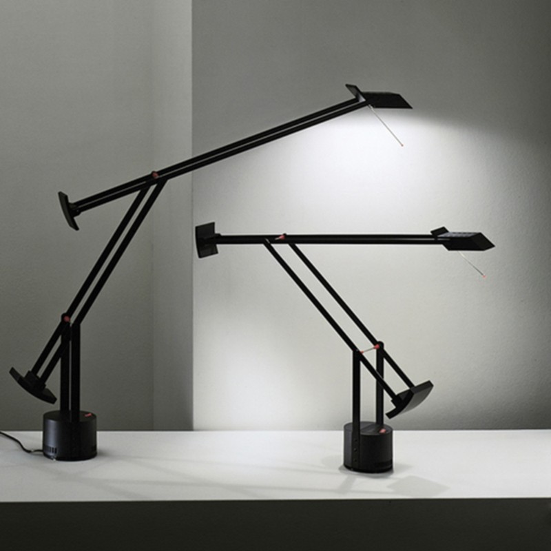 https://objectstorage.ap-seoul-1.oraclecloud.com/n/cnk6gaix2gpw/b/loqoqo-conv/o/artemide/tizio-35-table-lamp-black/4868.jpg