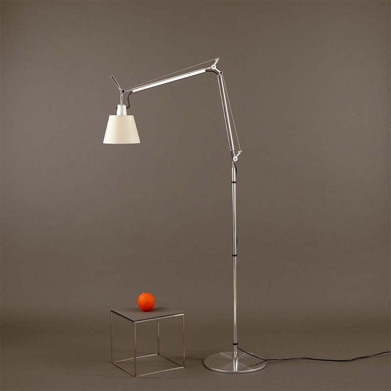 https://objectstorage.ap-seoul-1.oraclecloud.com/n/cnk6gaix2gpw/b/loqoqo-conv/o/artemide/tolomeo-basculante-floor-led-lamp-with-satin-diffuser/45488.jpg