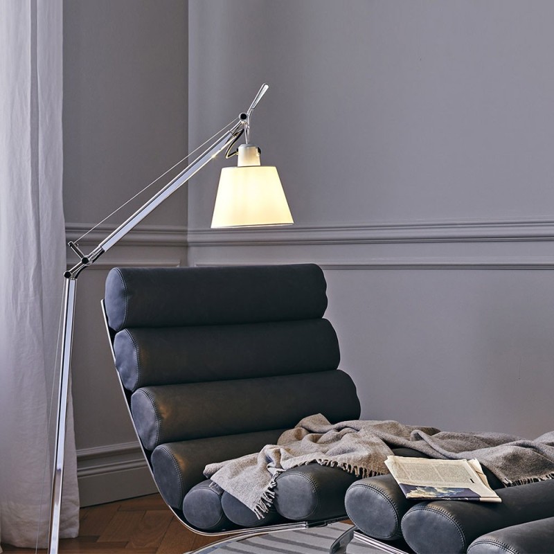 https://objectstorage.ap-seoul-1.oraclecloud.com/n/cnk6gaix2gpw/b/loqoqo-conv/o/artemide/tolomeo-basculante-reading-floor-lamp-with-parchment-diffuser/54953.jpg
