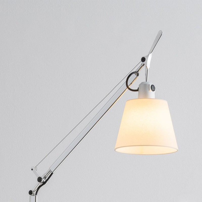 https://objectstorage.ap-seoul-1.oraclecloud.com/n/cnk6gaix2gpw/b/loqoqo-conv/o/artemide/tolomeo-basculante-reading-floor-lamp-with-parchment-diffuser/54954.jpg