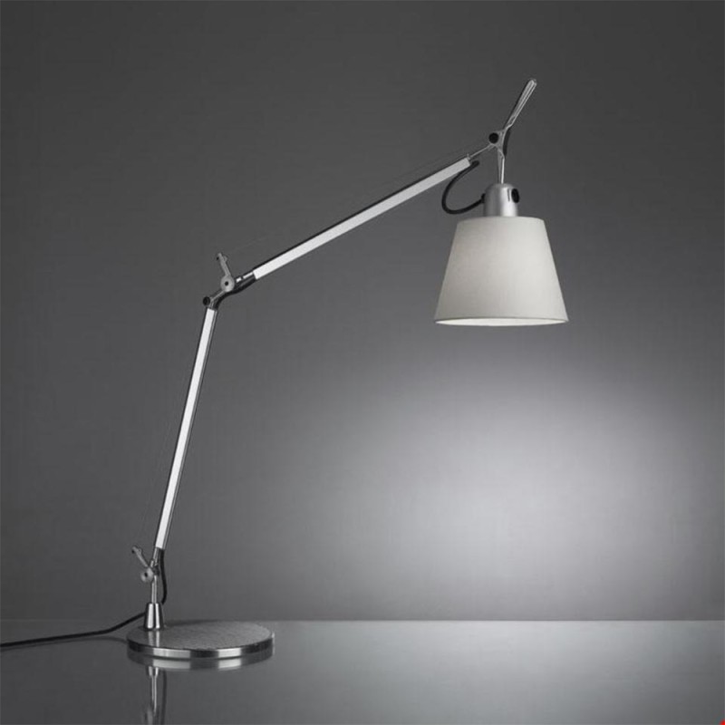 https://objectstorage.ap-seoul-1.oraclecloud.com/n/cnk6gaix2gpw/b/loqoqo-conv/o/artemide/tolomeo-basculante-table-satin/114533.jpg
