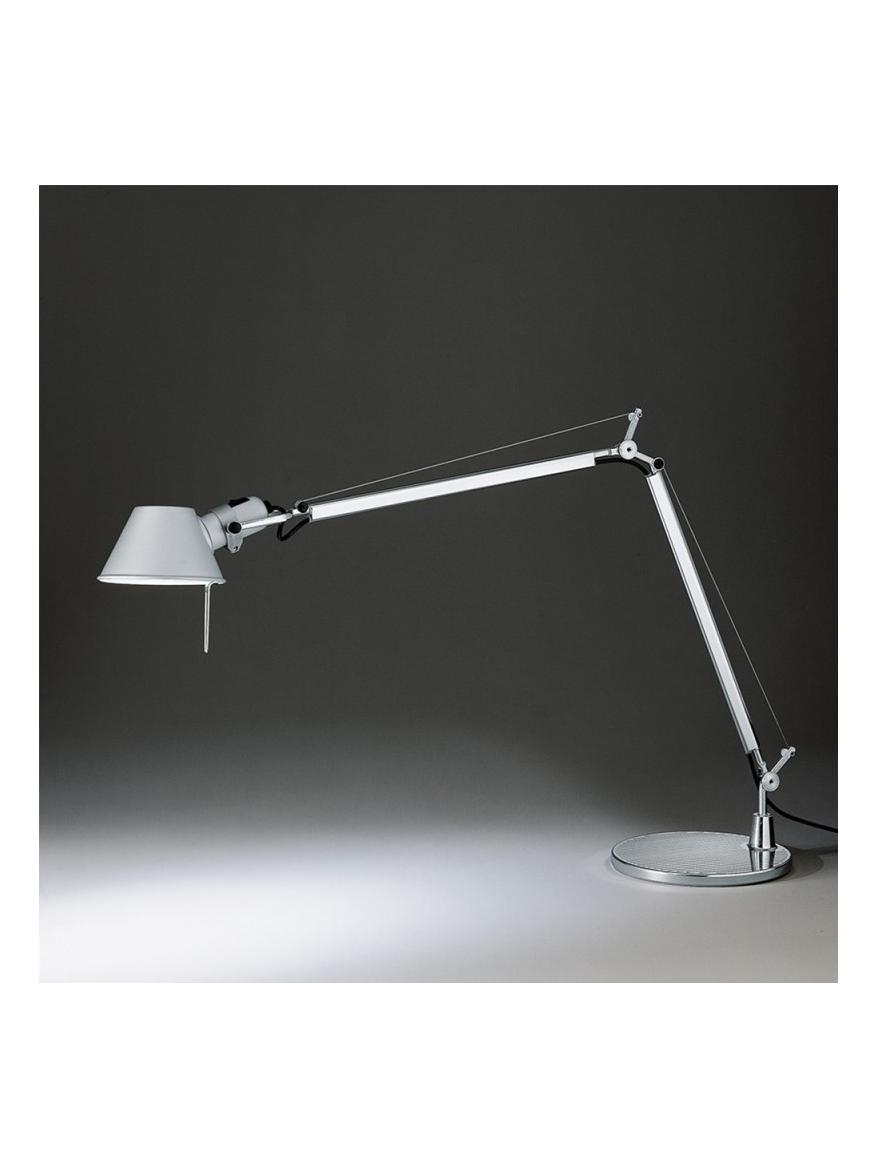 https://objectstorage.ap-seoul-1.oraclecloud.com/n/cnk6gaix2gpw/b/loqoqo-conv/o/artemide/tolomeo-e-27-aluminium-black-table-lamp/158218.jpg