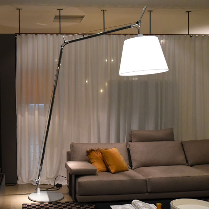 https://objectstorage.ap-seoul-1.oraclecloud.com/n/cnk6gaix2gpw/b/loqoqo-conv/o/artemide/tolomeo-maxi-floor-lamp-30-th-anniversary-edition/27471.jpg