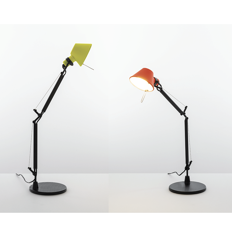 https://objectstorage.ap-seoul-1.oraclecloud.com/n/cnk6gaix2gpw/b/loqoqo-conv/o/artemide/tolomeo-micro-bi-color-table-lamp-limited-edition/21046.jpg